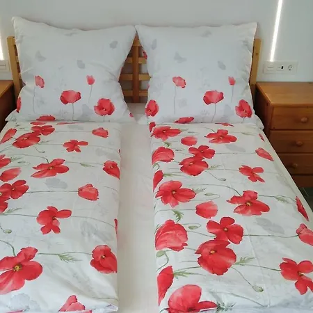 Alloggio in famiglia With Private Bathroom And Sea View, 50 M Del Mar