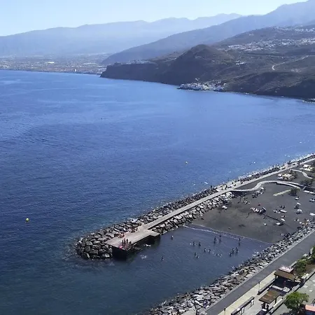Alloggio in famiglia With Private Bathroom And Sea View, 50 M Del Mar Radazul